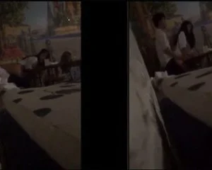 Quay lén hai em teen chơi nhau trong quán cà phê tối